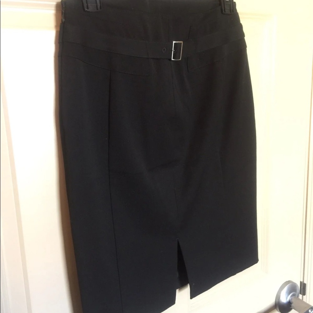 **Express Pencil Skirt